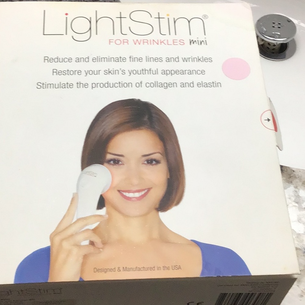 Stim light for wrinkles